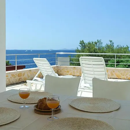 Nice In With Wifi And 2 Bedrooms *